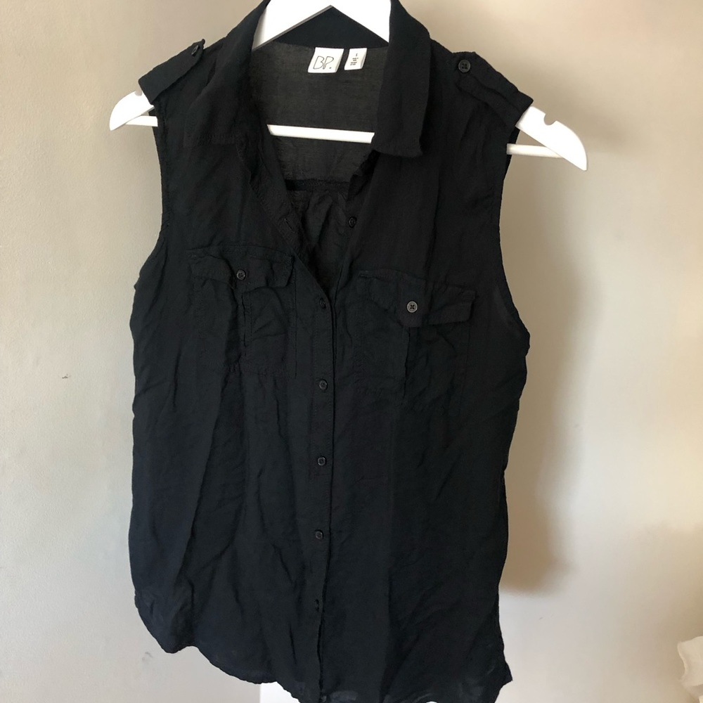 Sleeveless top